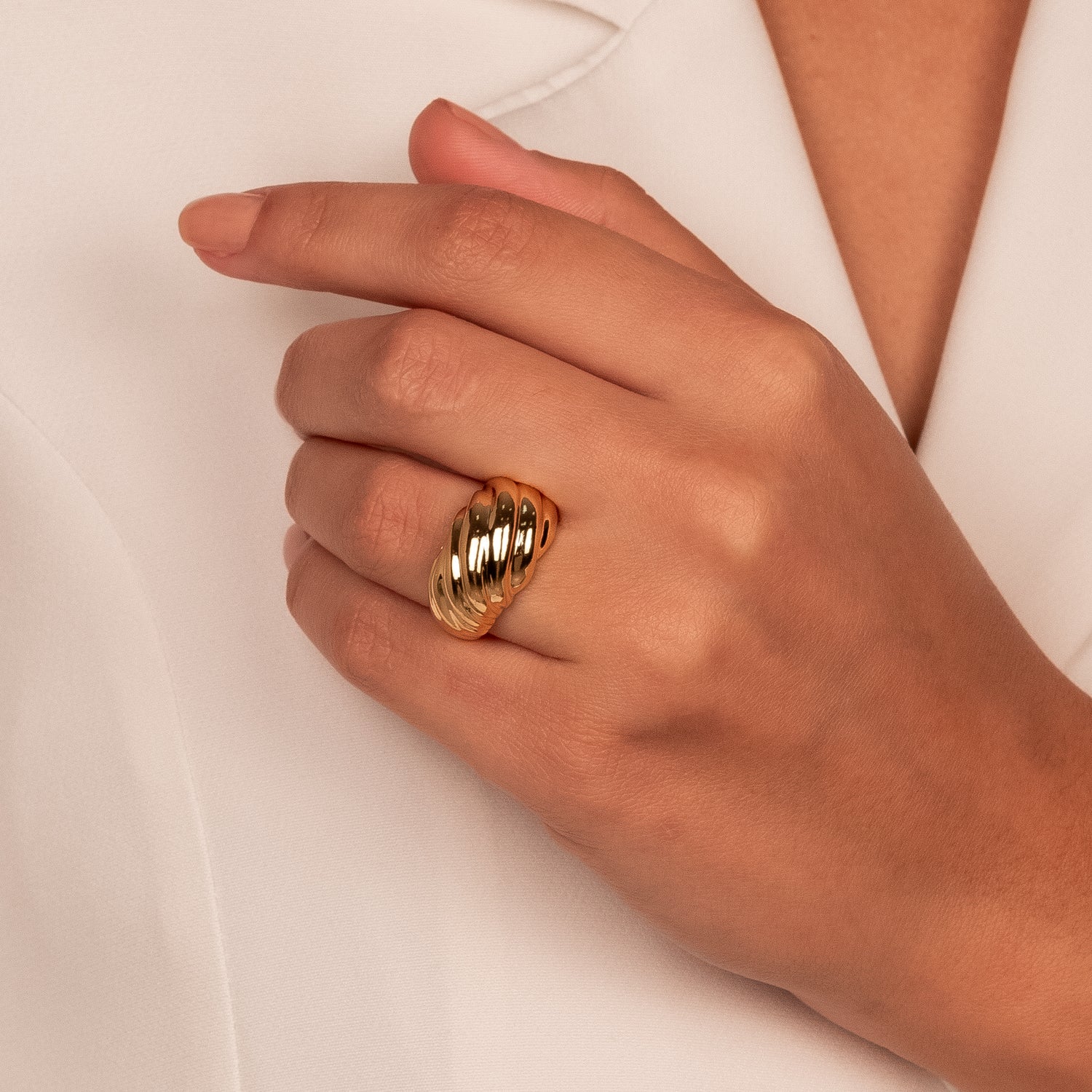 Anel Bold Twist Dourado
