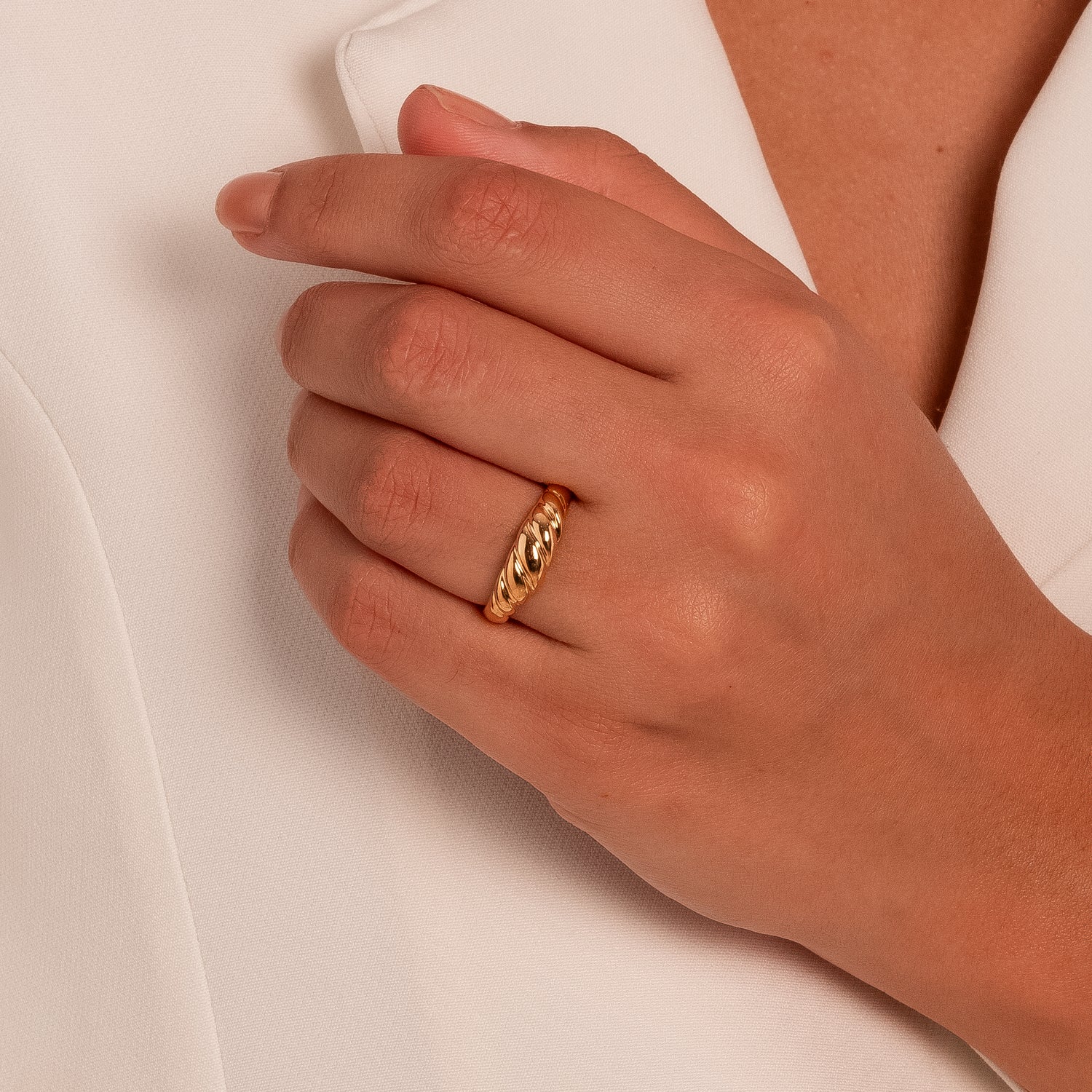 Anel Despertar Twist Dourado