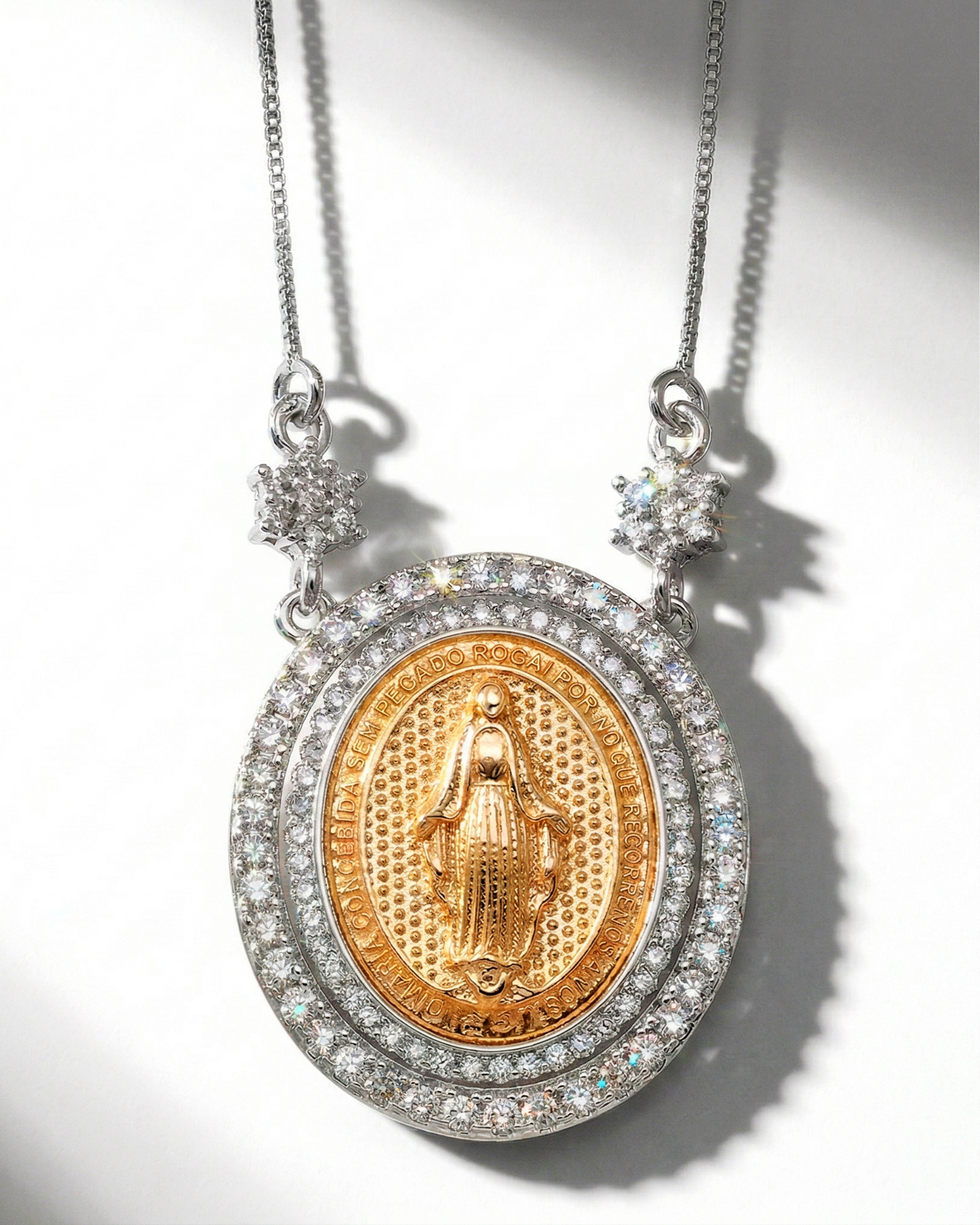 Colar Medalha Nossa Senhora Microzircônia Bicolor